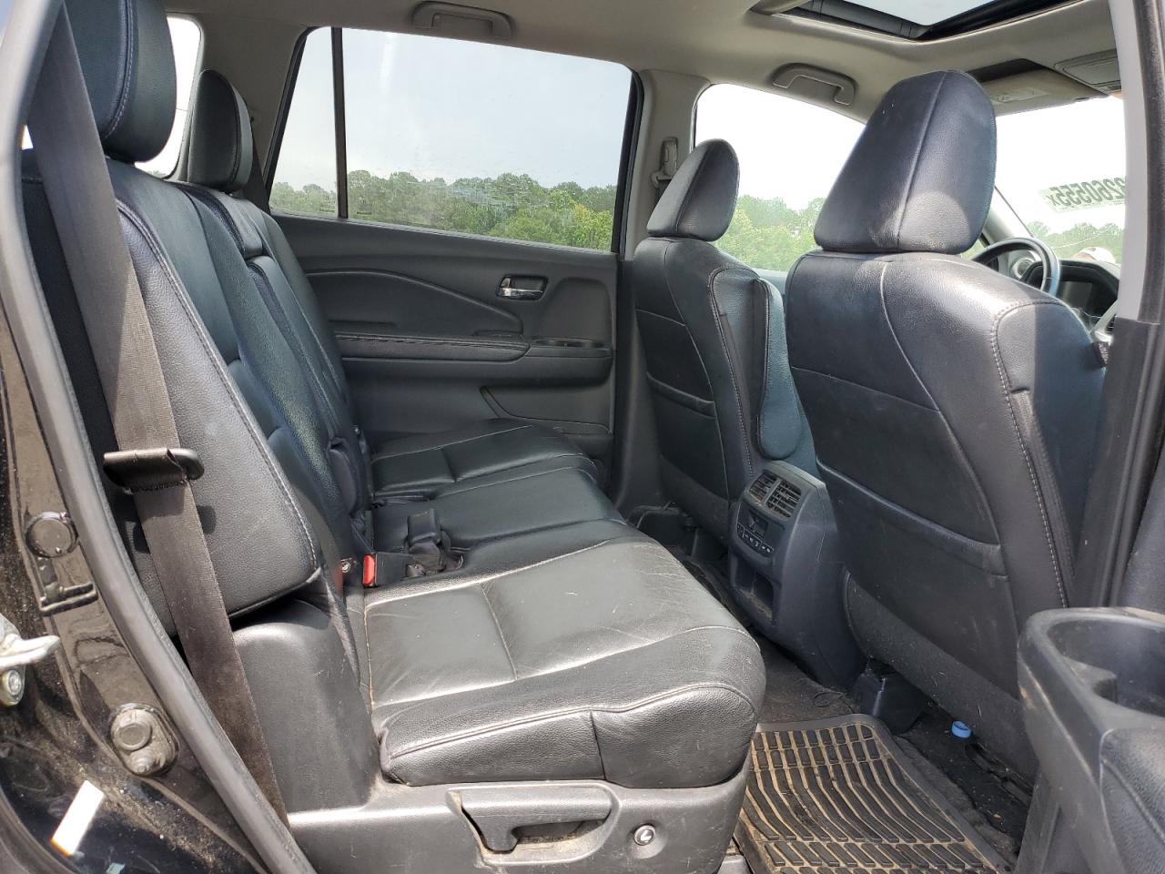 2016 Honda Pilot Exln VIN: 5FNYF5H75GB046273 Lot: 63260555
