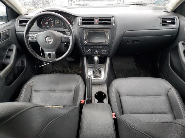 Sedans VOLKSWAGEN JETTA 2012 White