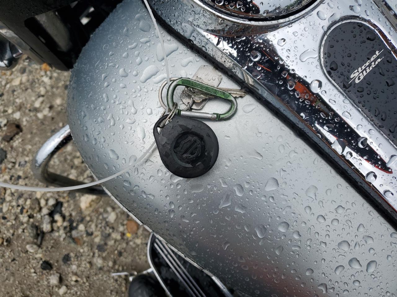 2014 Harley-Davidson Flhx Street Glide VIN: 1HD1KBM13EB610398 Lot: 66872945