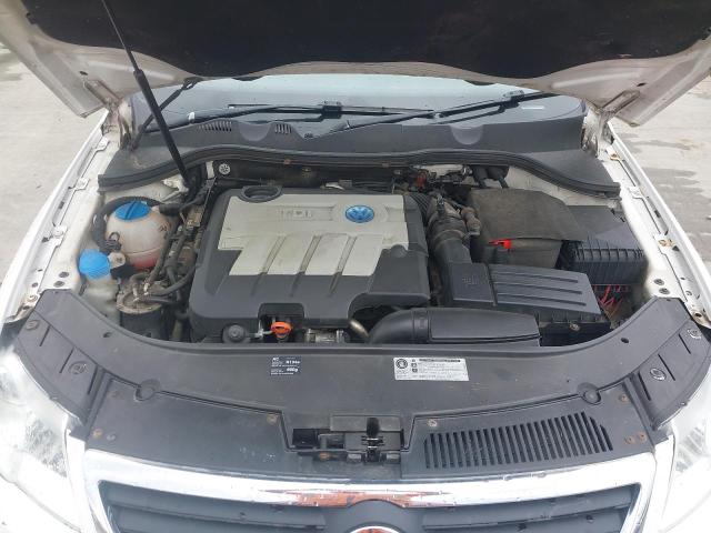 2010 VOLKSWAGEN PASSAT HIG