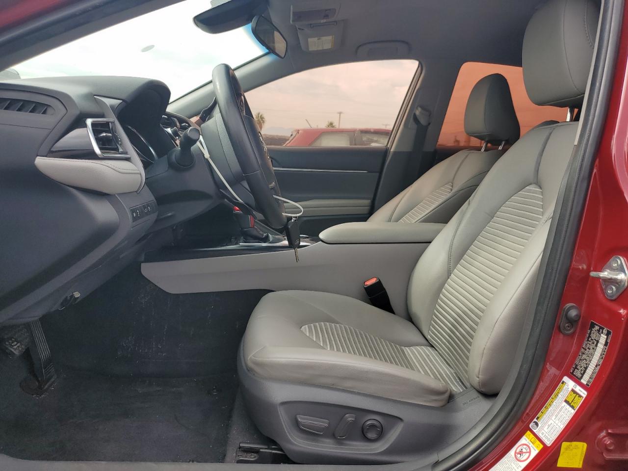 2018 Toyota Camry L VIN: 4T1B11HK6JU653732 Lot: 65089855