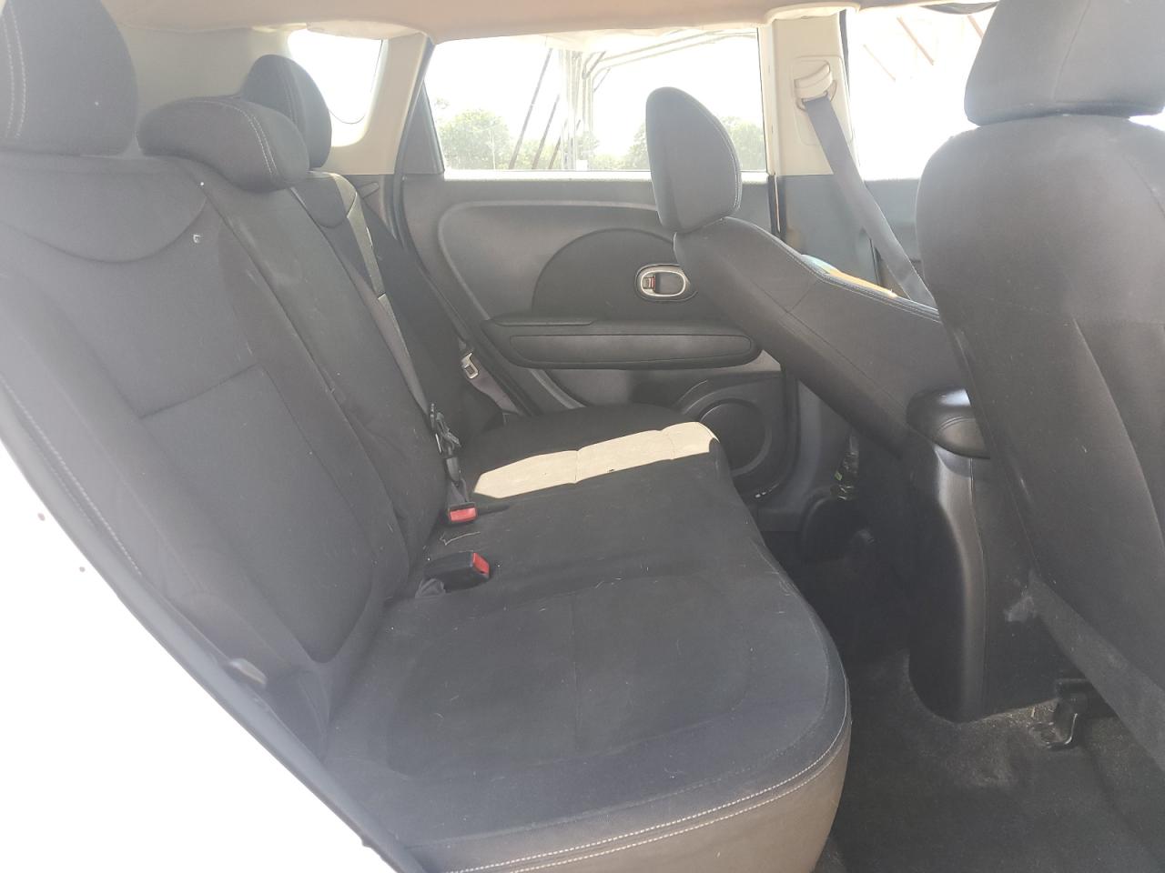 2015 Kia Soul VIN: KNDJN2A22F7777605 Lot: 64648945