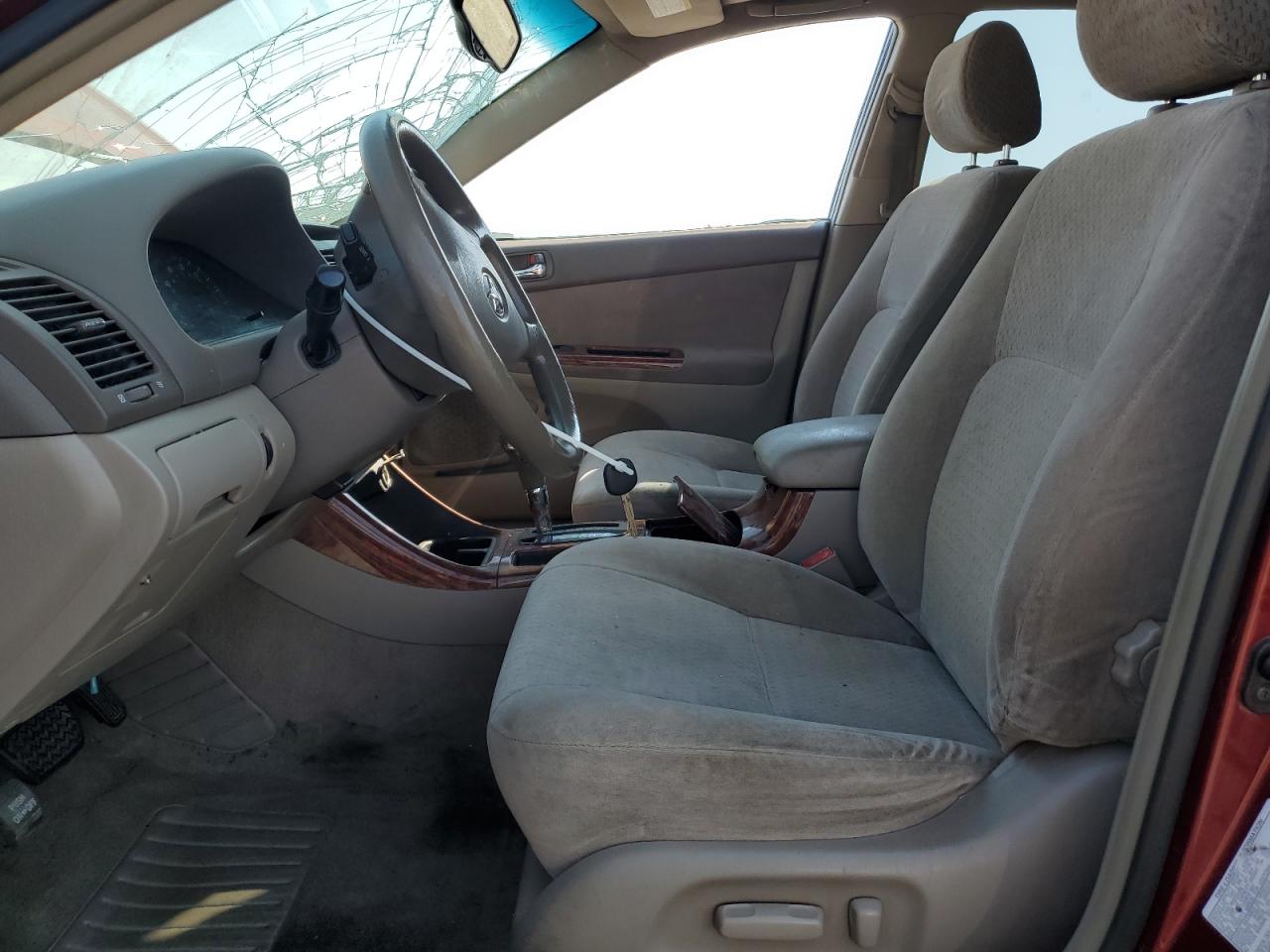 2003 Toyota Camry Le VIN: JTDBE32K230154076 Lot: 64624695