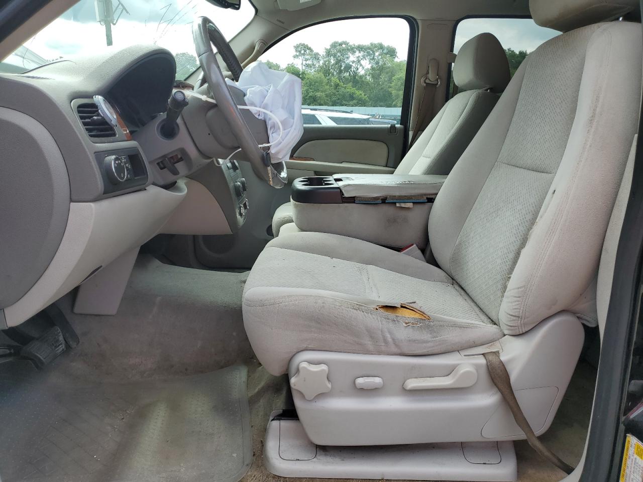 2008 GMC Yukon VIN: 1GKFC13J38R214469 Lot: 63378815