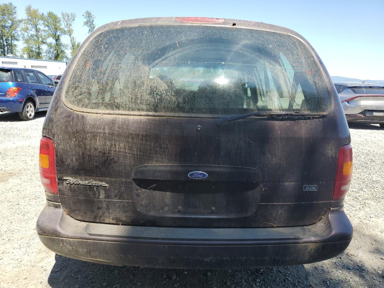 2fmda51u3wba56210 2FMDA51U3WBA56210 1998 Ford Windstar Wagon