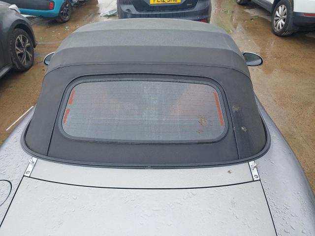 2002 MAZDA MX-5 PHOEN