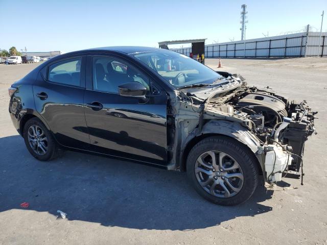  TOYOTA YARIS 2019 Czarny