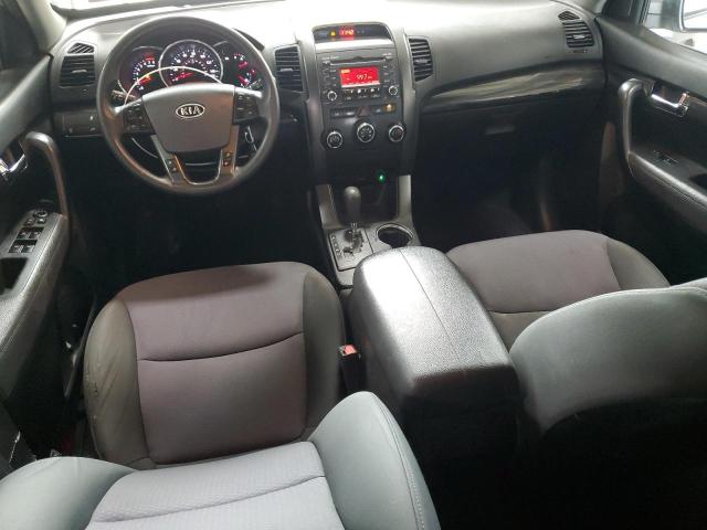  KIA SORENTO 2013 Серебристый
