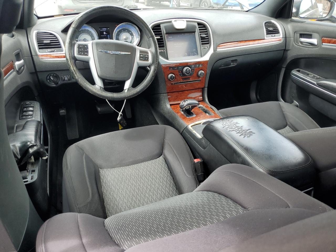 2014 Chrysler 300 VIN: 2C3CCAAG2EH361355 Lot: 64594035