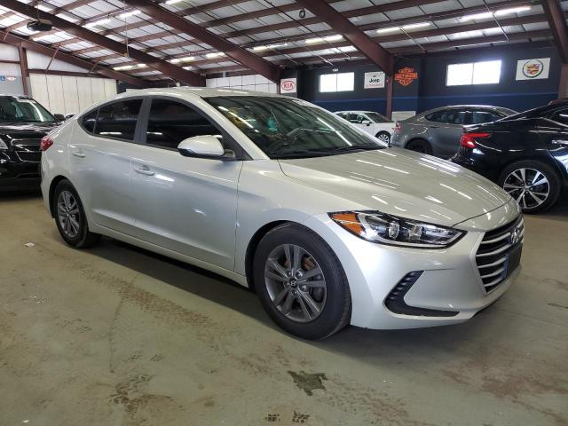 Sedans HYUNDAI ELANTRA 2017 Srebrny