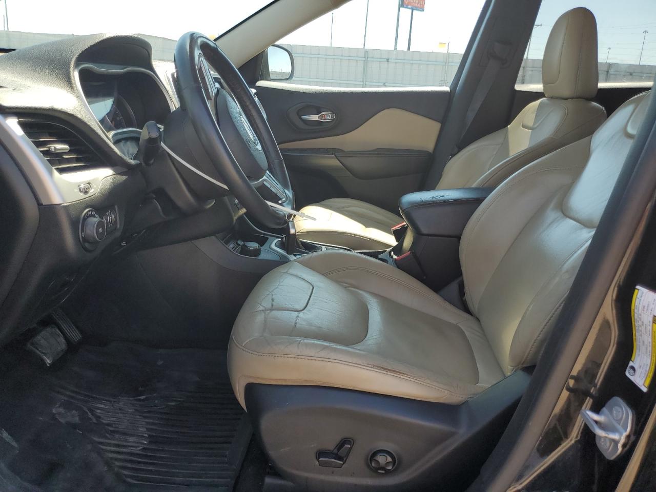 2015 Jeep Cherokee Limited VIN: 1C4PJMDS5FW576574 Lot: 64741345
