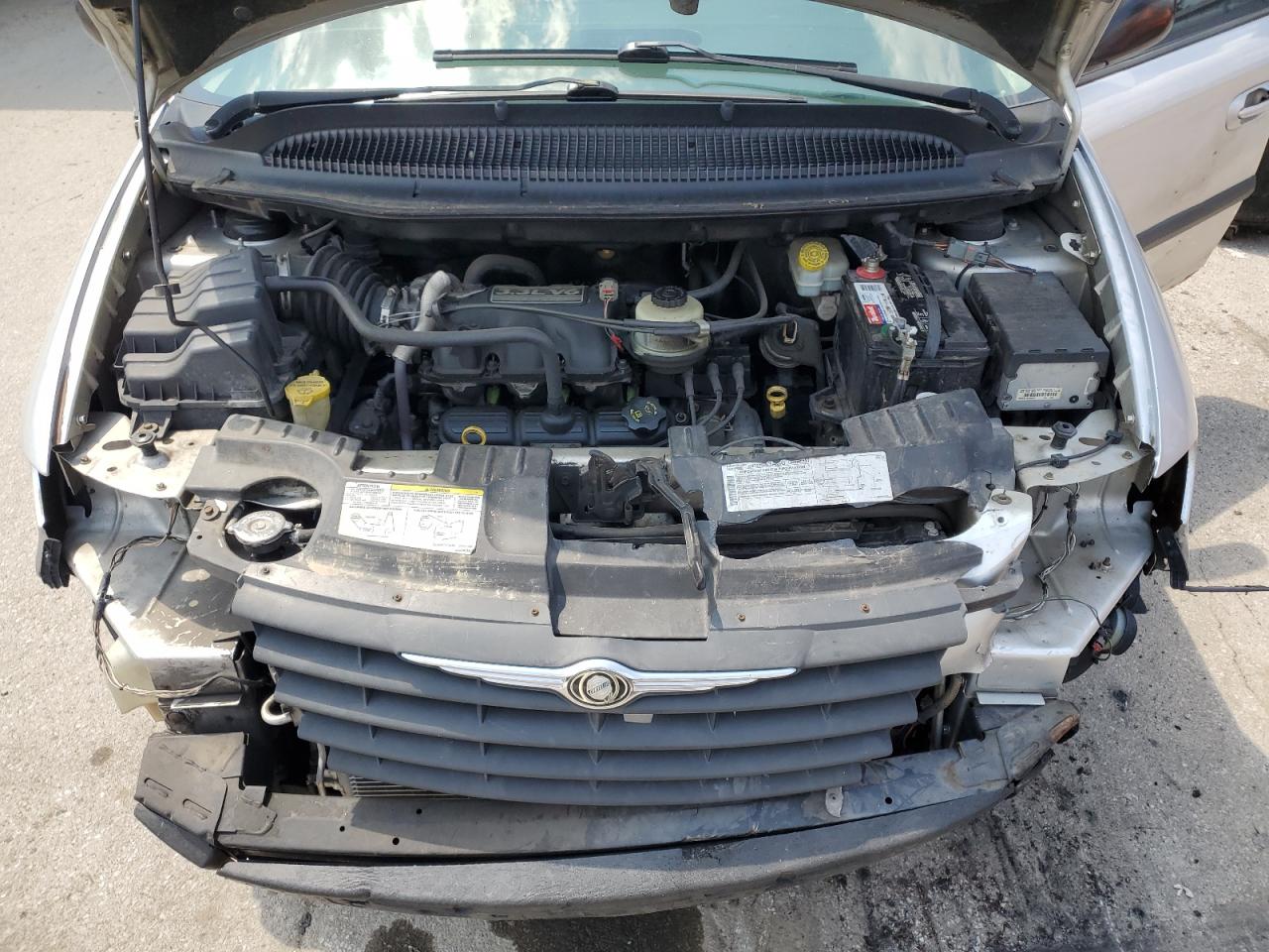 2005 Chrysler Town & Country VIN: 1C4GP45R15B382141 Lot: 63596045