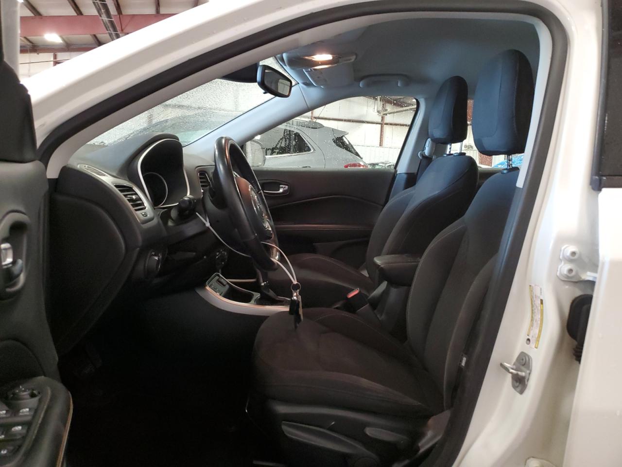 2019 Jeep Compass Sport VIN: 3C4NJCAB2KT834880 Lot: 64959425