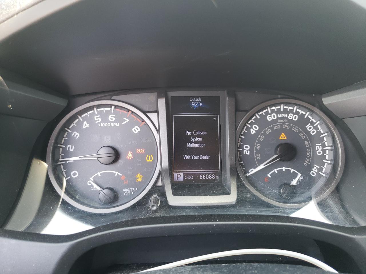 2018 Toyota Tacoma Double Cab VIN: 3TMDZ5BN6JM040014 Lot: 63972975