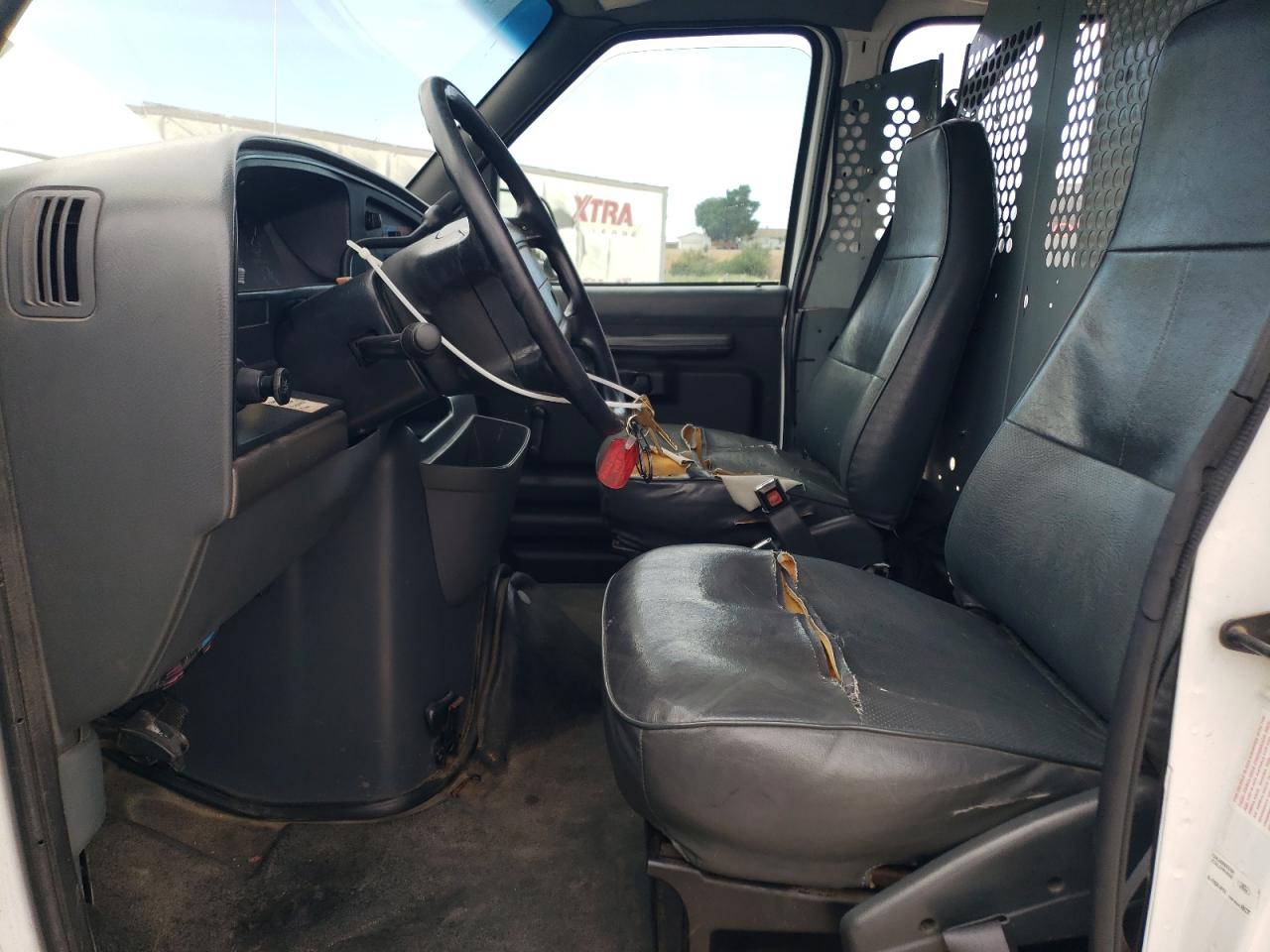 1996 Ford Econoline E350 Van VIN: 1FTJE34H5THB38937 Lot: 64519195
