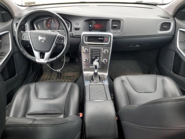  VOLVO V60 2015 Silver