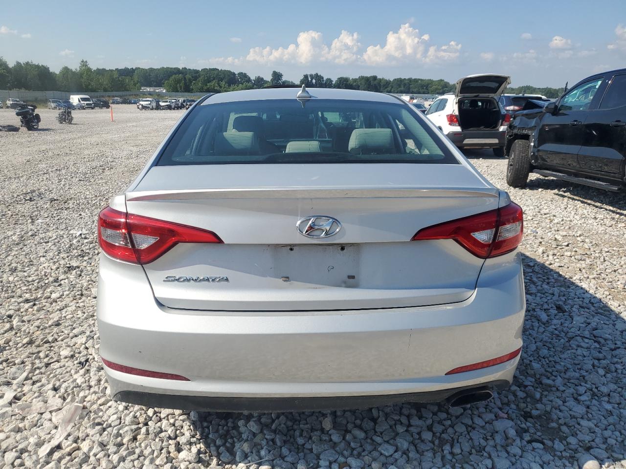 2017 Hyundai Sonata Se VIN: 5NPE24AF8HH561507 Lot: 63807745