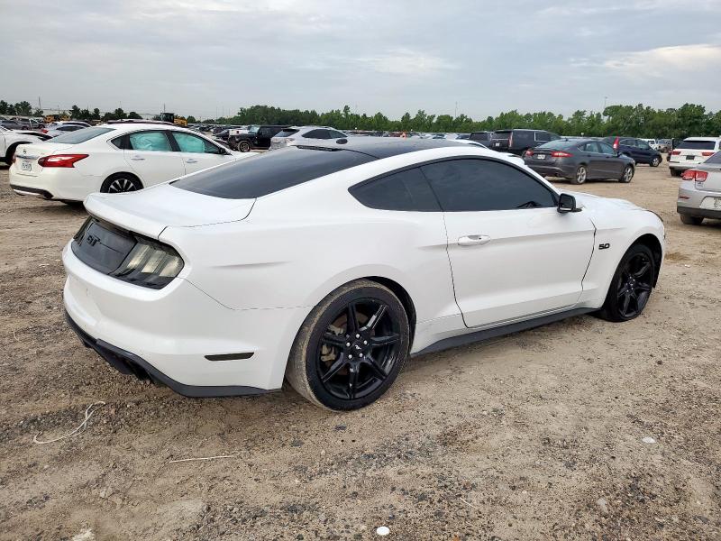  FORD MUSTANG 2019 Biały