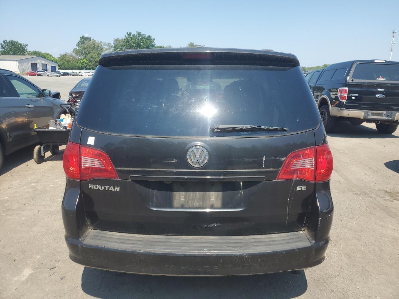 2012 Volkswagen Routan Se VIN: 2C4RVABG3CR146198 Lot: 63431295
