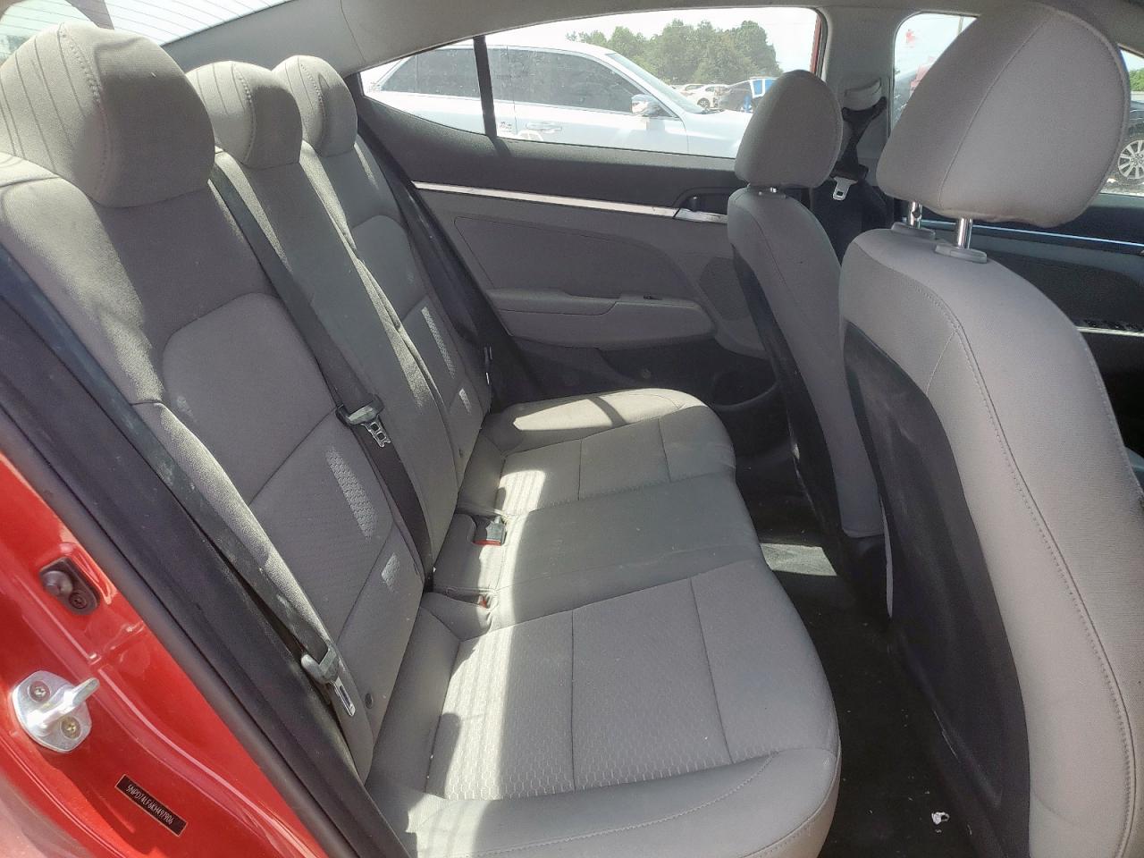 2019 Hyundai Elantra Se VIN: 5NPD74LF6KH497906 Lot: 63308815