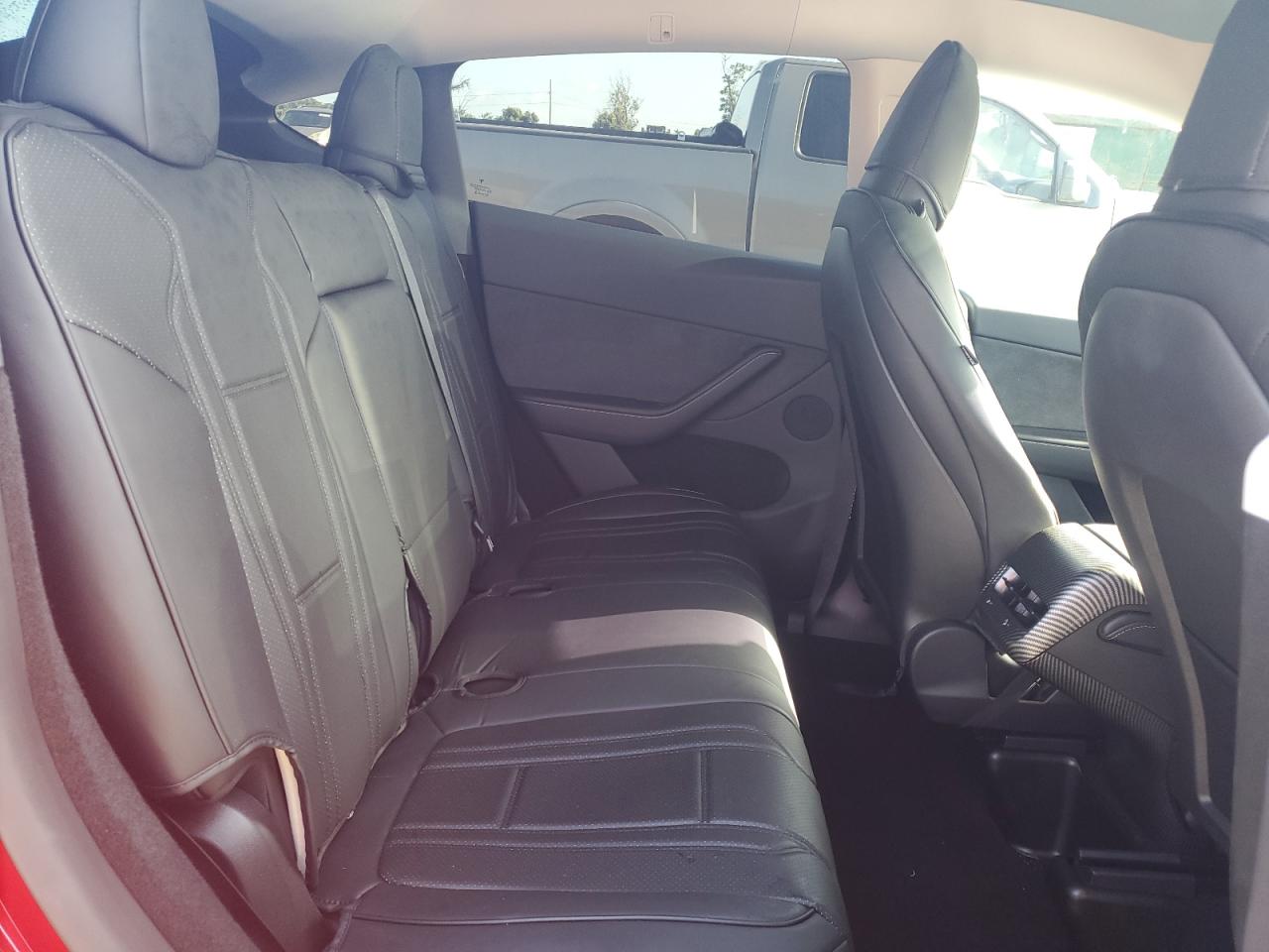 2025 Tesla Model Y VIN: 7SAYGDEFXSA349903 Lot: 64370805