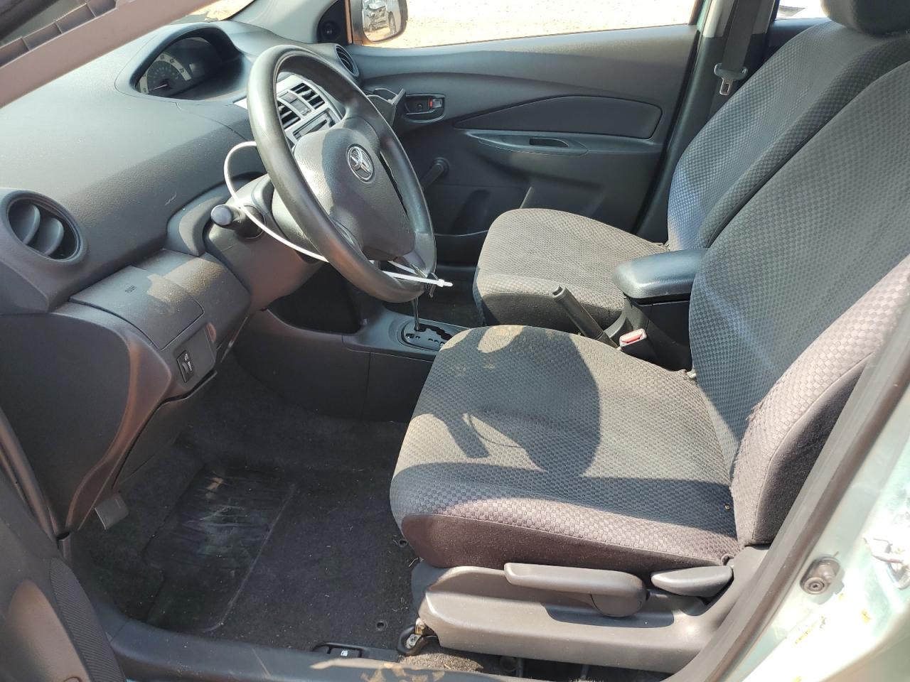 2008 Toyota Yaris VIN: JTDBT923281268307 Lot: 63862025