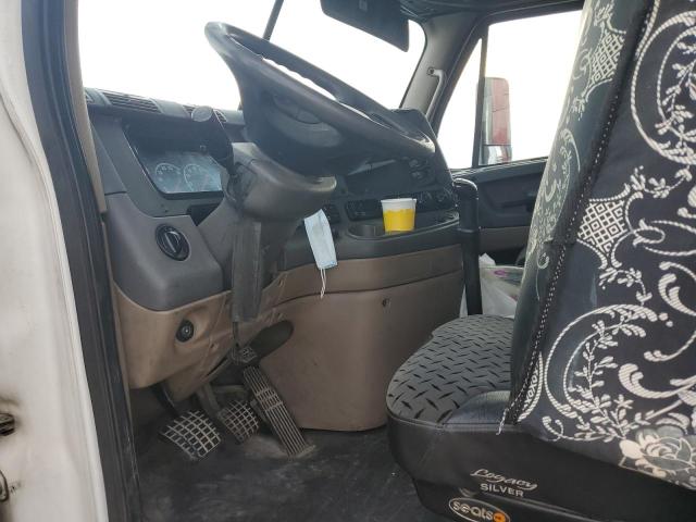 2011 FREIGHTLINER CASCADIA 125 SEMI TRUCK