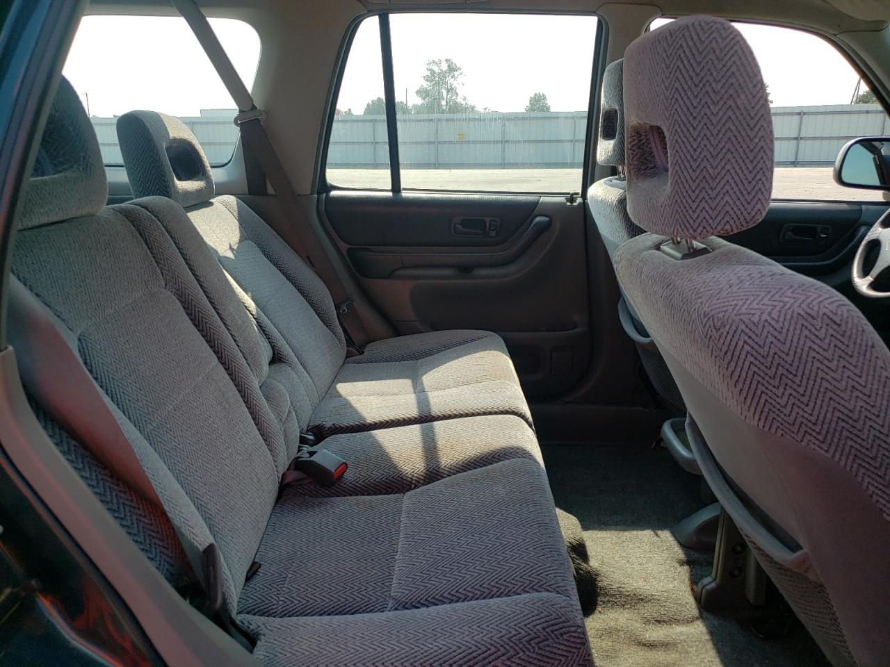 1997 Honda Cr-V Lx VIN: JHLRD1854VC025591 Lot: 63798385
