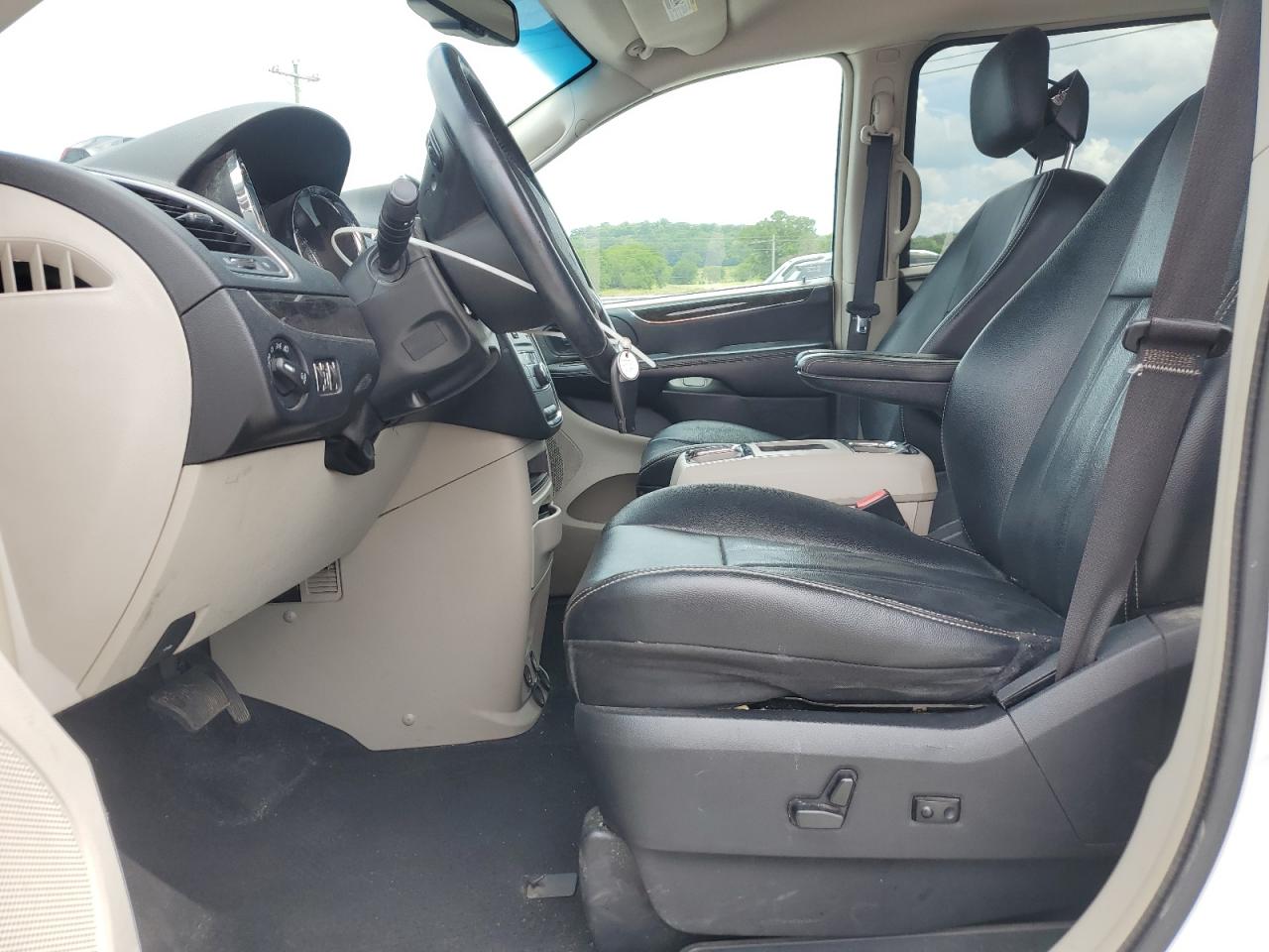 2015 Chrysler Town & Country Touring VIN: 2C4RC1BG5FR534480 Lot: 64179405