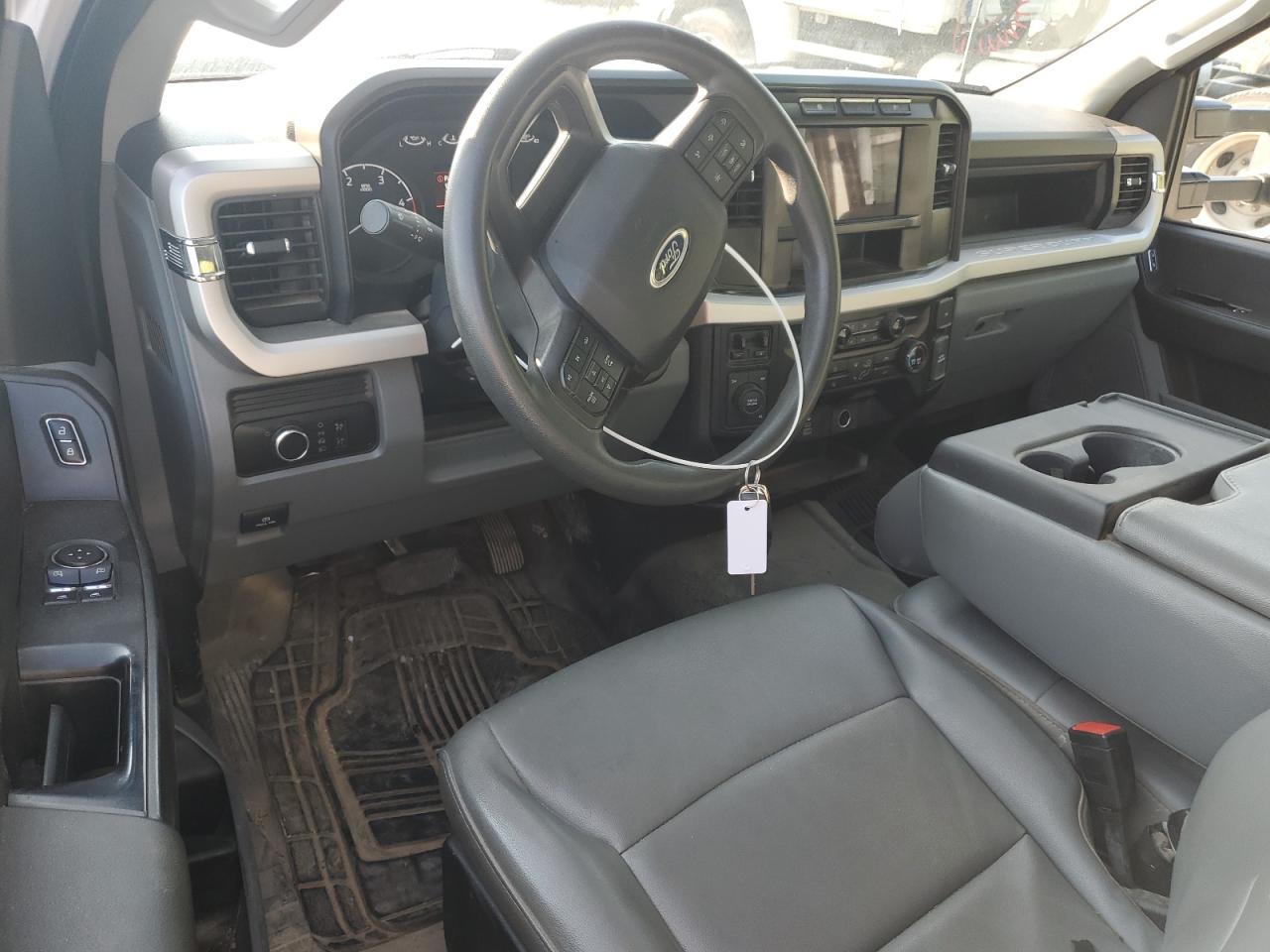 2023 Ford F550 Super Duty VIN: 1FDUF5HT0PEC84640 Lot: 63400575