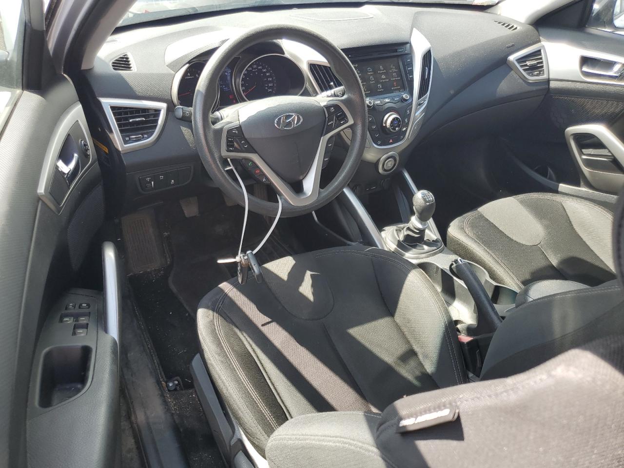 2012 Hyundai Veloster VIN: KMHTC6AD5CU033030 Lot: 63098435