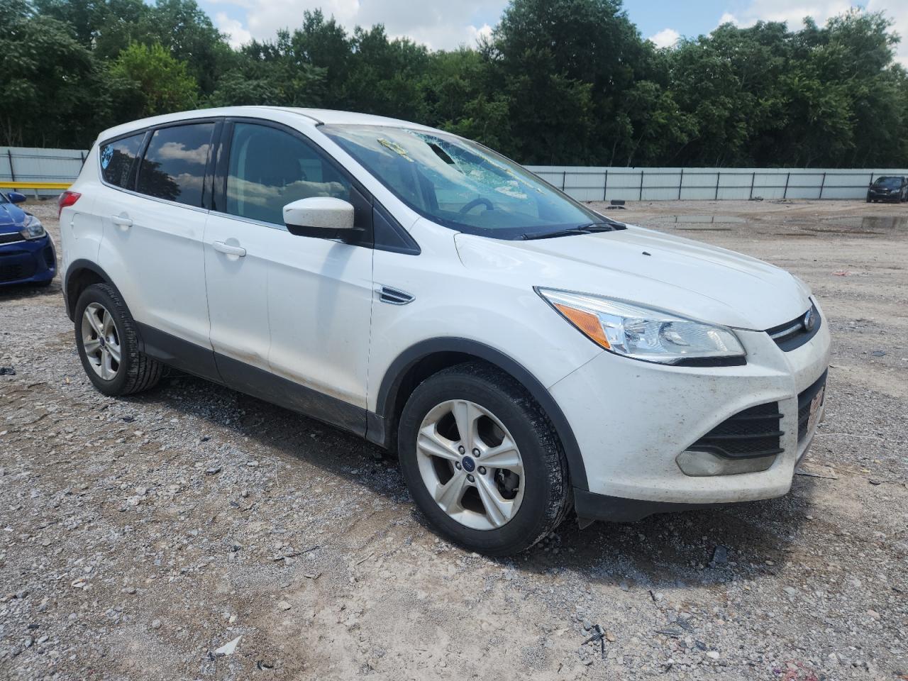 1FMCU9G94GUA09812 FORD ESCAPE 2016