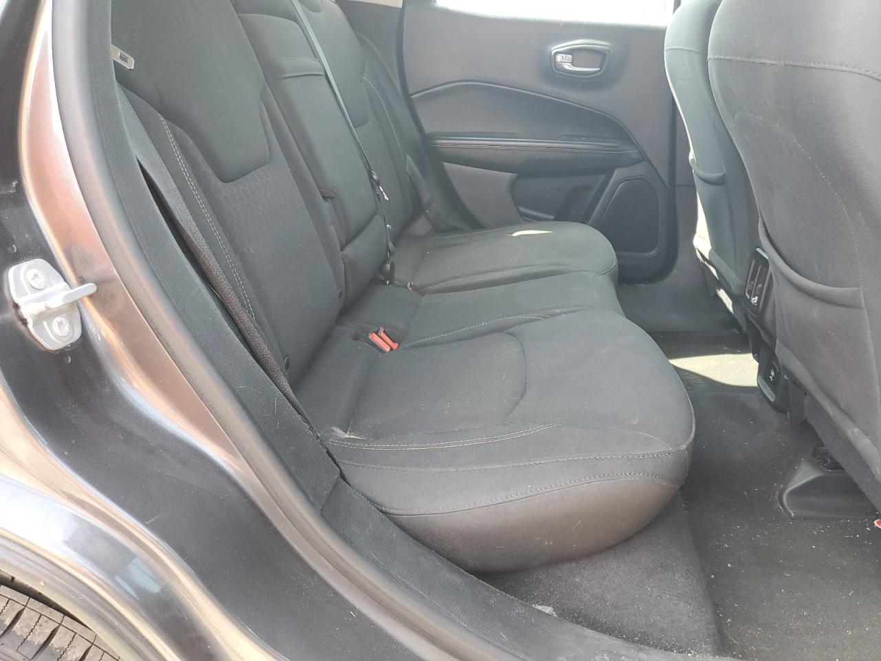 2018 Jeep Compass Sport VIN: 3C4NJCAB6JT267457 Lot: 63502805