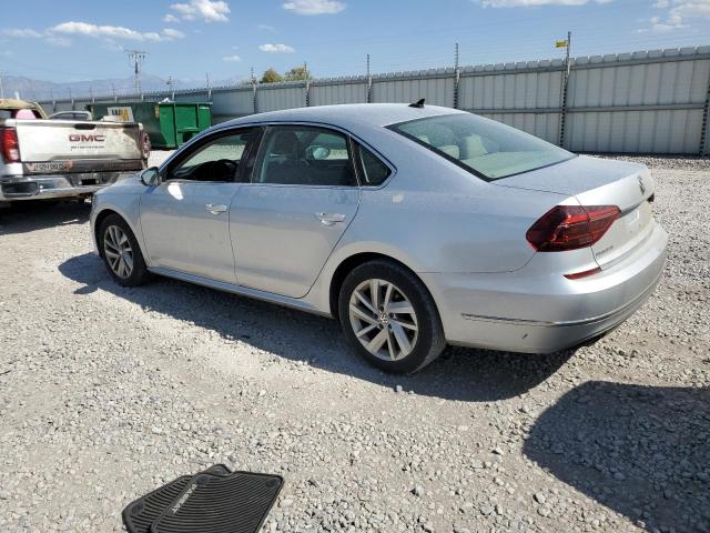  VOLKSWAGEN PASSAT 2018 Silver