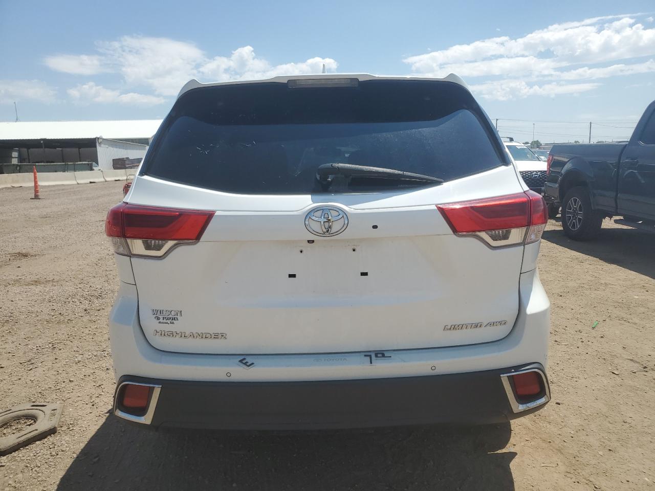 2017 Toyota Highlander Limited VIN: 5TDDZRFH0HS418379 Lot: 64690985