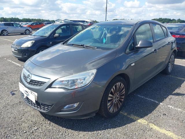 VAUXHALL ASTRA EXCI 2011