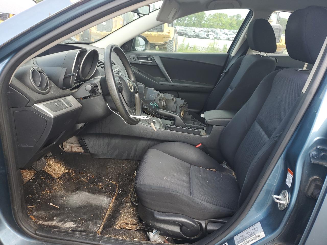 2010 Mazda 3 I VIN: JM1BL1SFXA1176637 Lot: 64071075