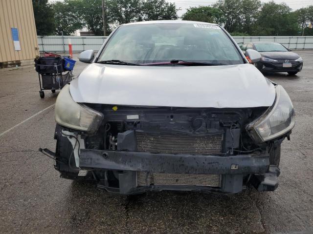  KIA RIO 2019 Srebrny