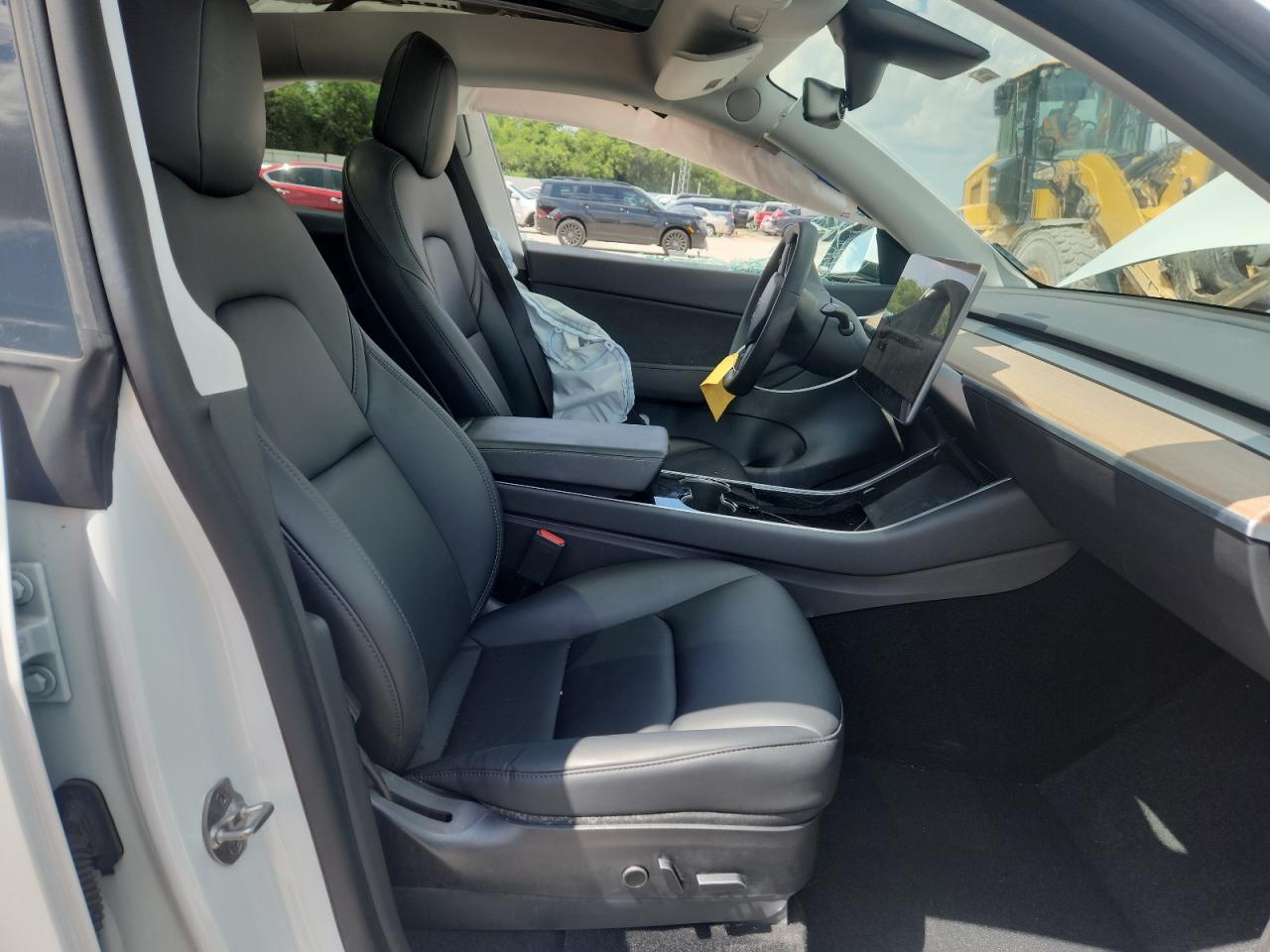 2021 Tesla Model Y VIN: 5YJYGDEE5MF085788 Lot: 63967425