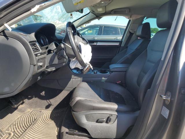 Parquets VOLKSWAGEN TOUAREG 2014 Szary