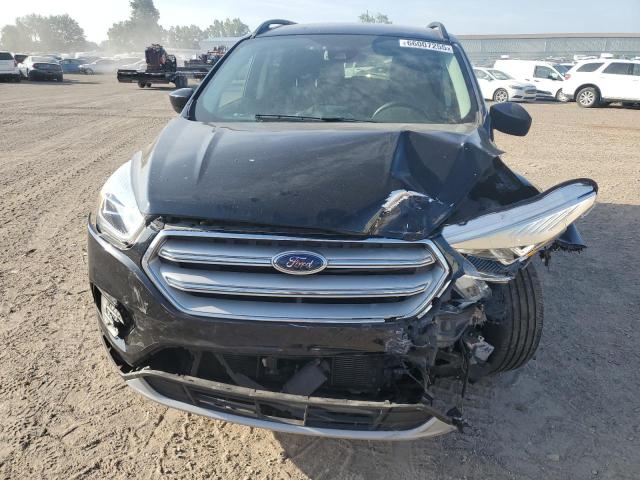  FORD ESCAPE 2019 Czarny