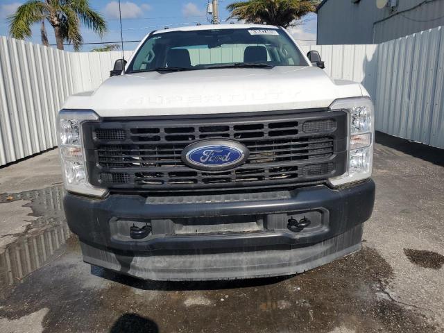  FORD F250 2024 Biały