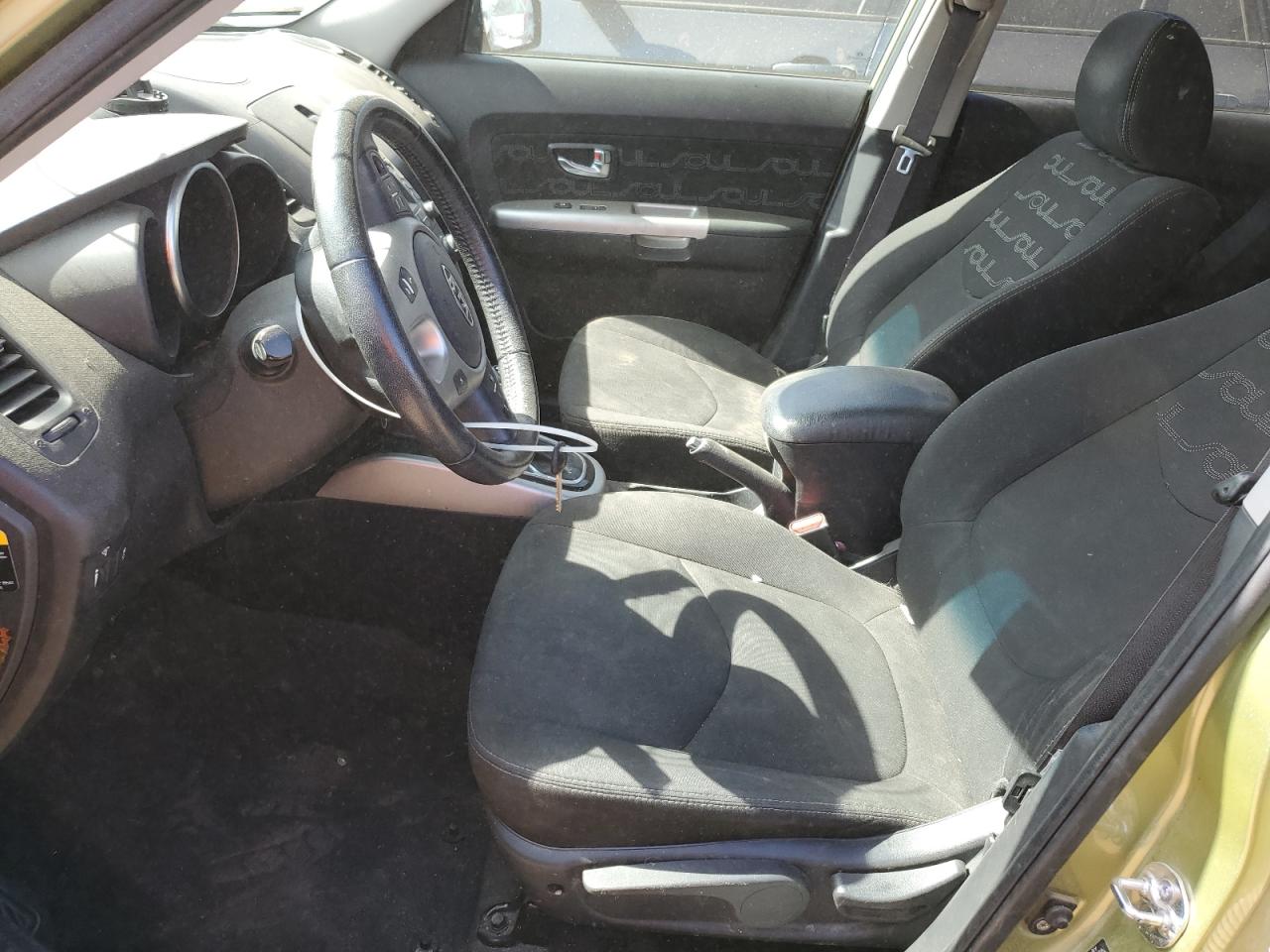 2012 Kia Soul + VIN: KNDJT2A66C7397171 Lot: 64131545
