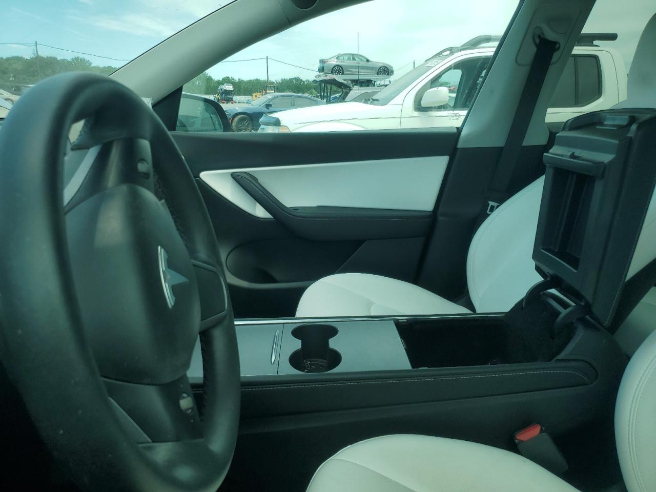 2022 Tesla Model Y VIN: 7SAYGDEE7NF367290 Lot: 65588995