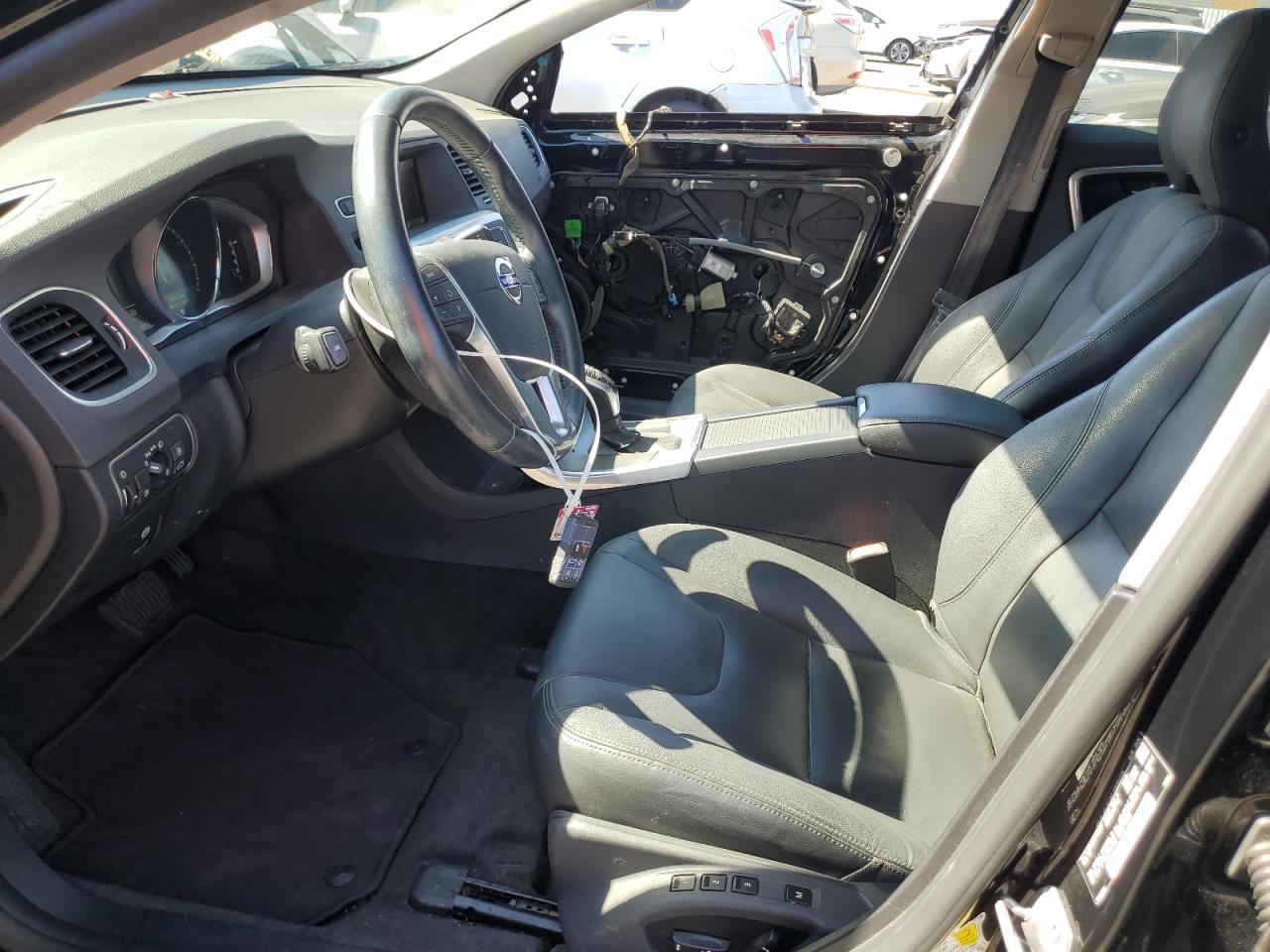 2015 Volvo S60 Premier VIN: YV126MFB5F1313677 Lot: 63693245