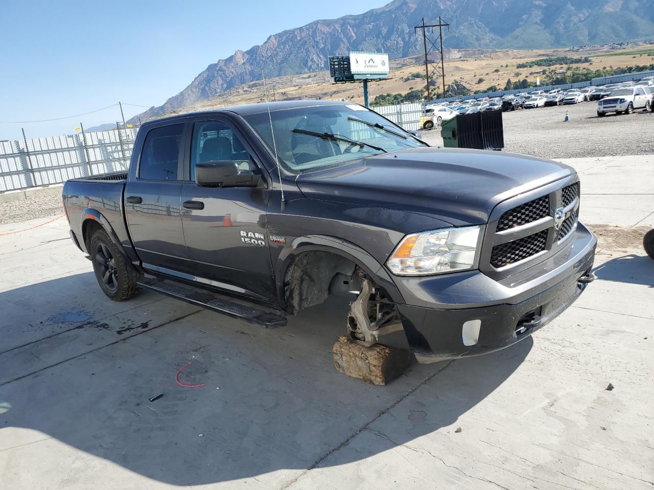 1c6rr6lt6fs675314 1C6RR6LT6FS675314 2015 Ram 1500 Slt