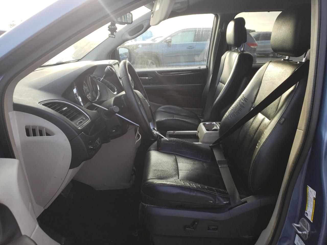 2011 Chrysler Town & Country Touring L VIN: 2A4RR8DG8BR782473 Lot: 65015925