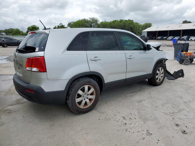  KIA SORENTO 2013 Серебристый