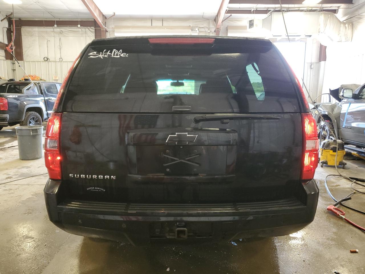 2014 Chevrolet Suburban K1500 Lt VIN: 1GNSKJE73ER186710 Lot: 63671825