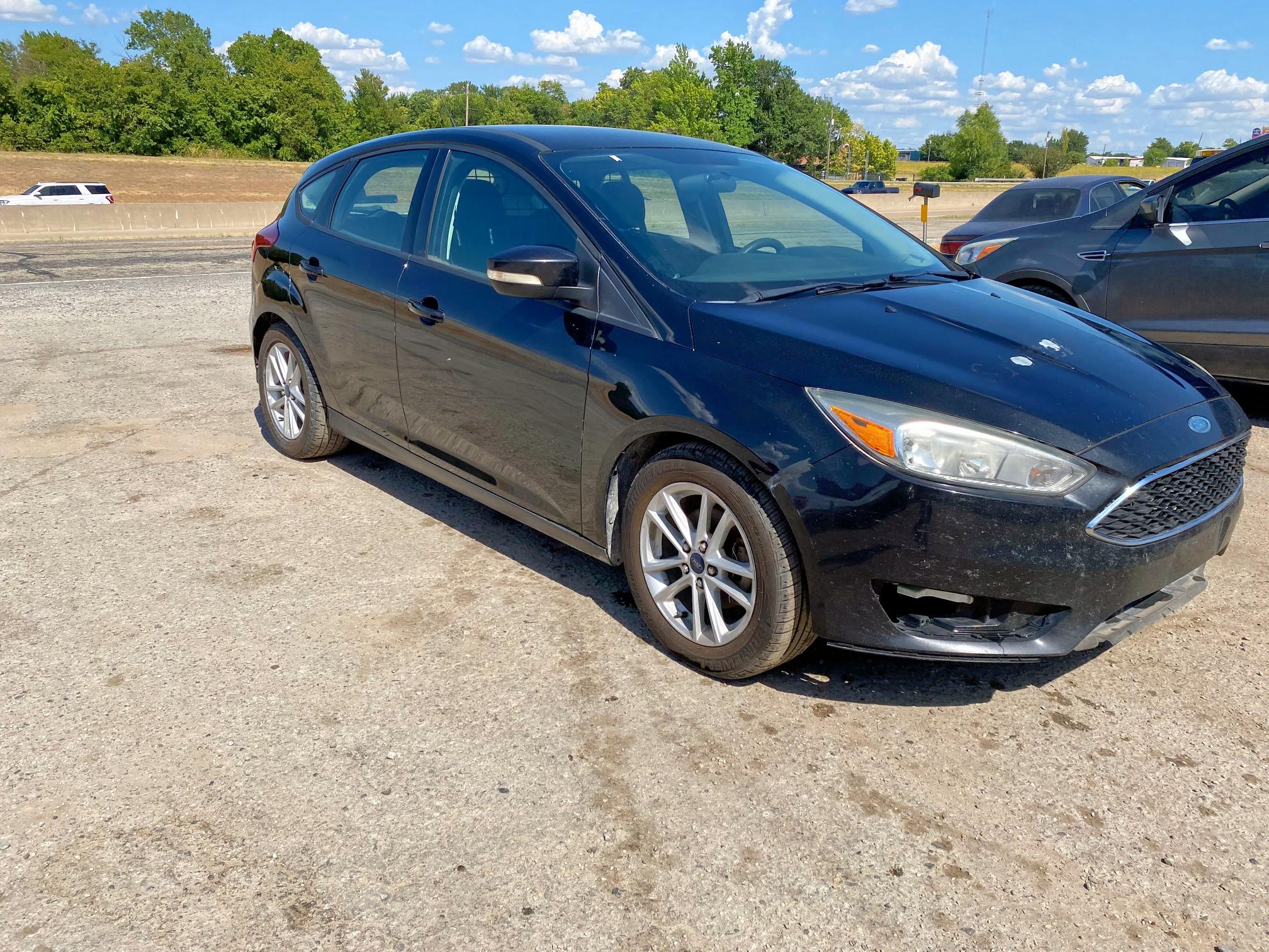 Hatchbacks FORD FOCUS 2015 Black